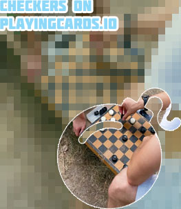 Play checkers with other people